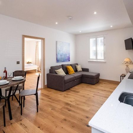 Three Tuns Apartments - Hazel - Aldeburgh Coastal Cottages Pettistree المظهر الخارجي الصورة